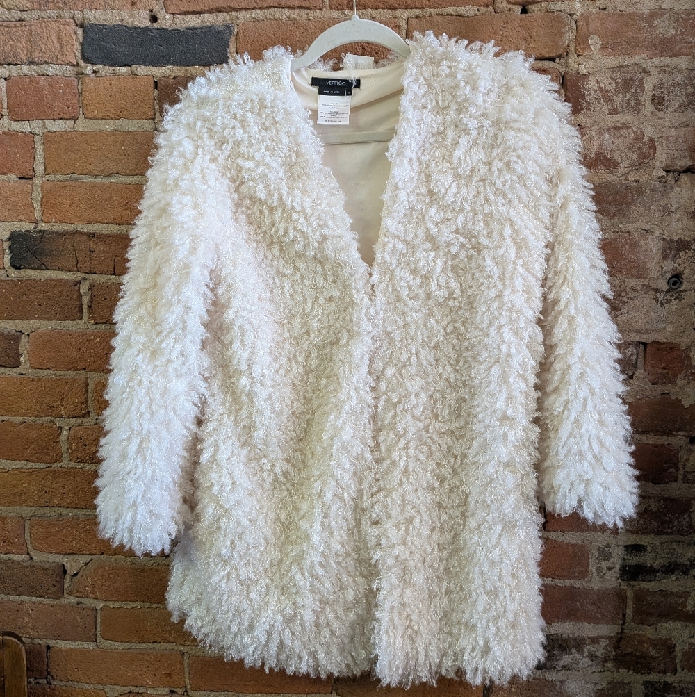 Vertigo Cream Coat